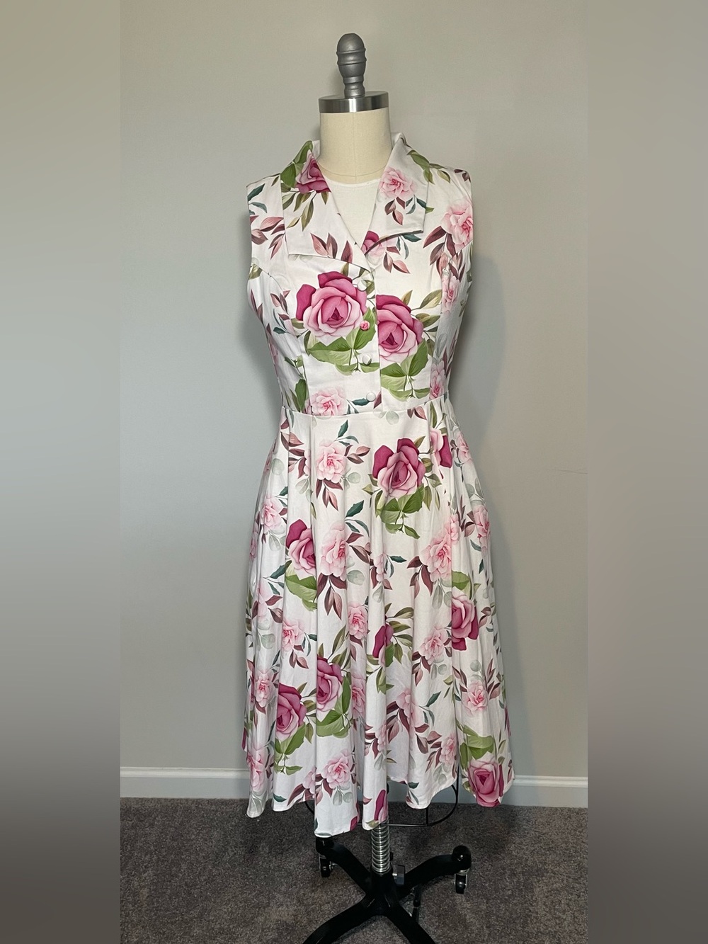 Floral Sleeveless Fit-and-Flare Dress in White and Pink